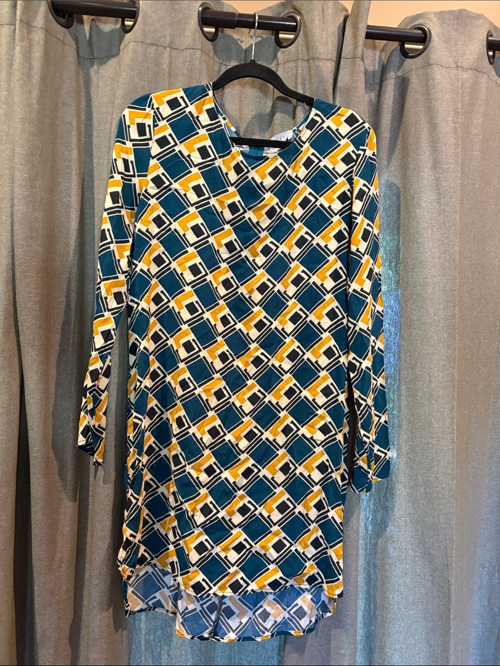 Wayf Teal, Yellow & White Geometric Long Sleeve Blouse